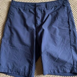Travis Mathew wanderlust shorts. 9”